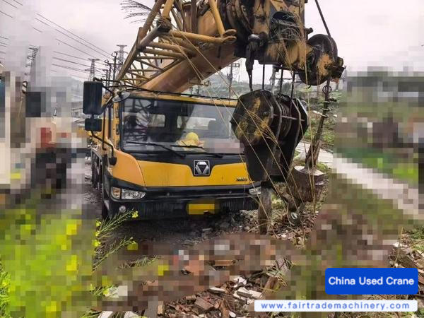 Buy XCMG 25K Used Crane / 1